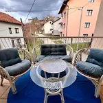 Entire House With The View And Garage *