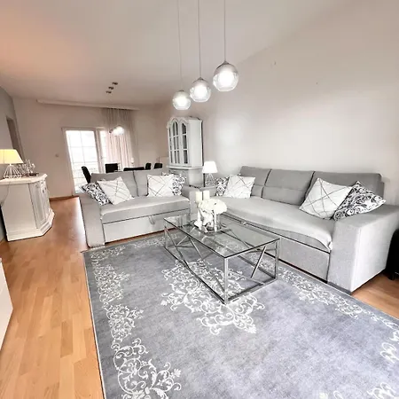 Entire House With The View And Garage Apartman