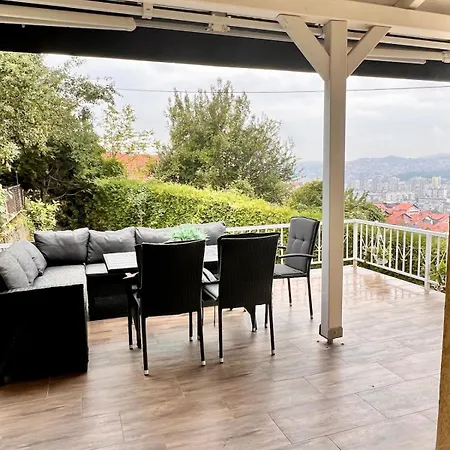 Entire House With The View And Garage *